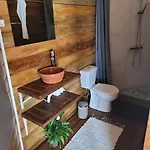 Guest house The Vie Llage - Authorial Vagos
