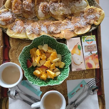 Affittacamere The Vie Llage - Authorial 3*