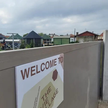 The Vie Llage - Authorial Affittacamere Vagos