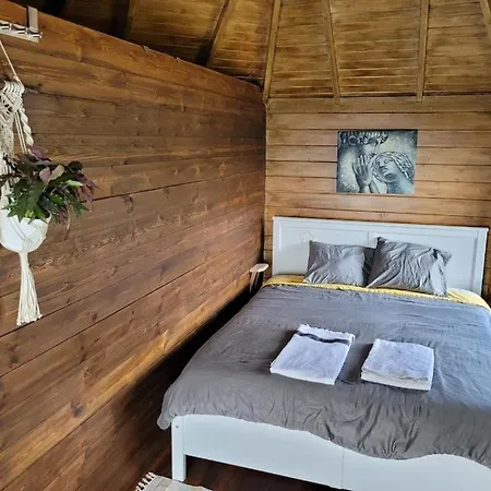 The Vie Llage - Authorial Guest house *