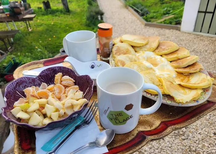 The Vie Llage - Authorial بيت ضيافة فاغوس